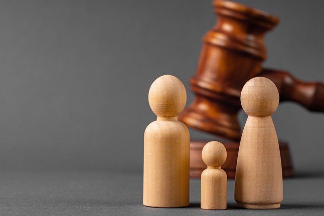 wooden-toy-family-and-judge-mallet-family-divorce-2021-09-03-13-27-06-utc.jpg