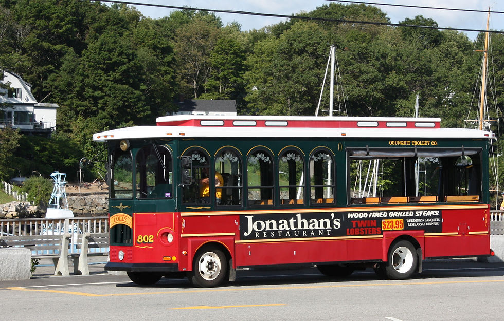 Ogunquit Trolley in Perkins Cove