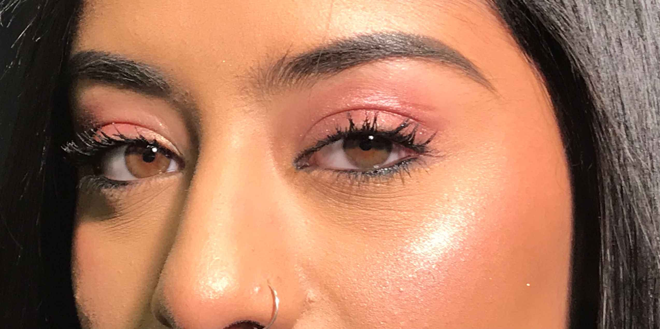 Individual pan of Passion shimmer