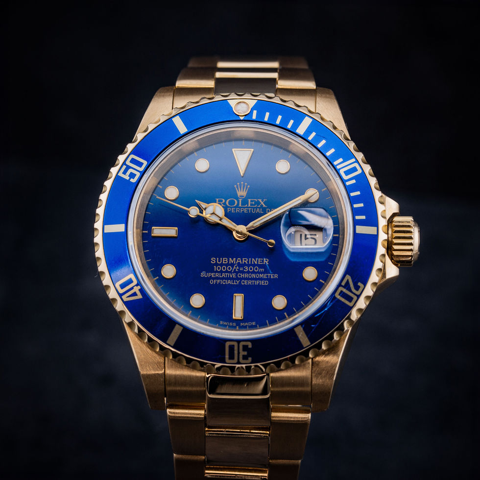 Rolex Oyster Perpetual Submariner front view