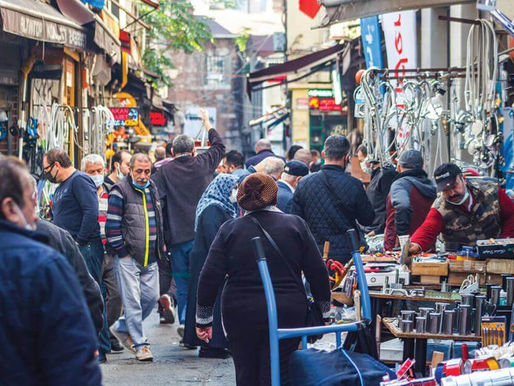 Karaköy Perşembe Market and Historical Inns