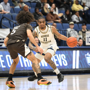 Schmidt, Bonnies Squander Double Bye Chance, Embarrass in DC