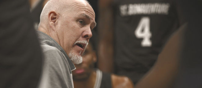 How Mark Schmidt Built Bona’s Modern Golden Hoops Era and the Legacy He Leaves Behind