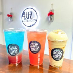 MEGA TEA, HANDCRAFTED SHAKE