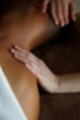 Schouder- en armstretch massage – Gooik en Lennik – Diepe weefselmassage en stretching voor schouders en armen, mogelijk in Gooik en omliggende gemeenten.