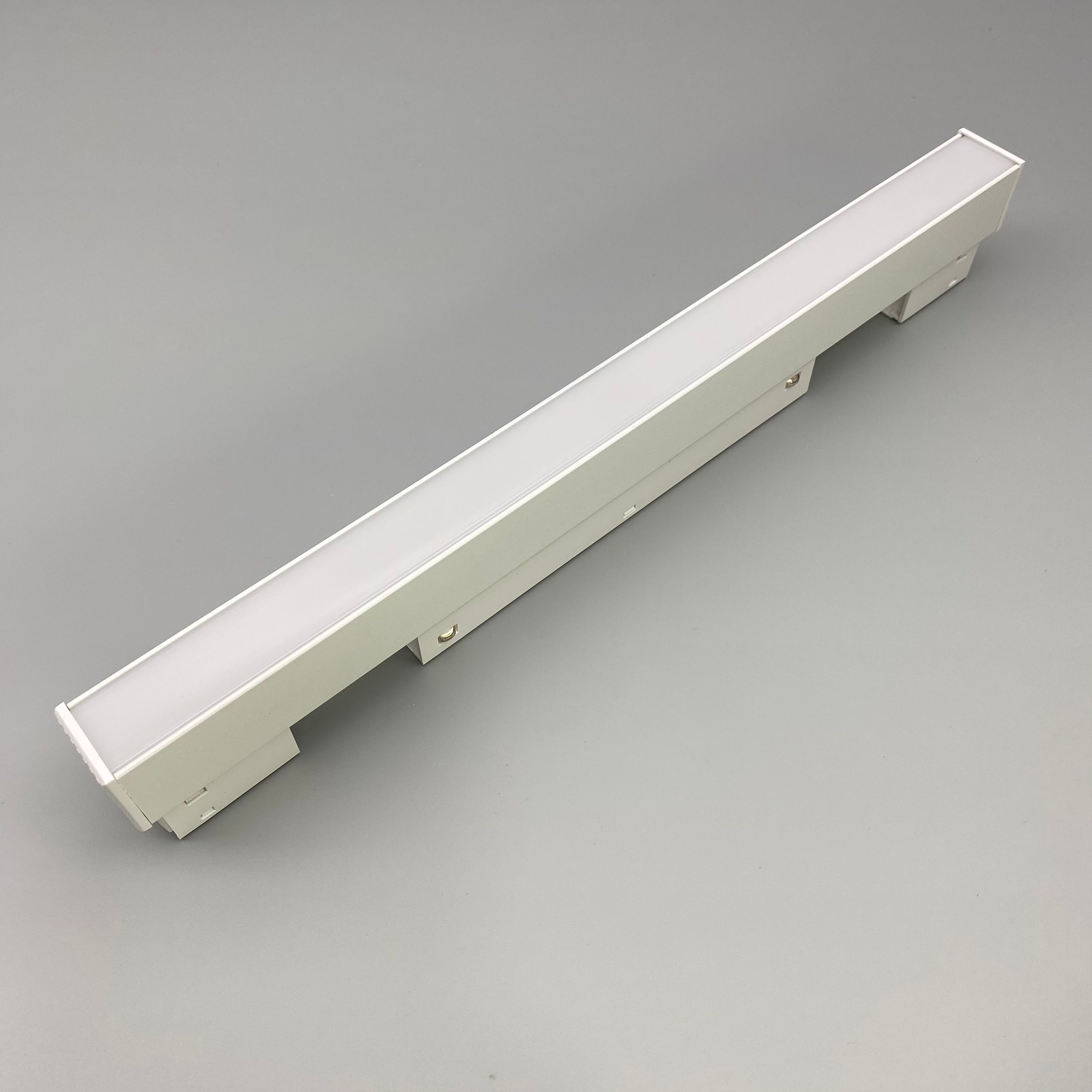 MT-F600-WH ( Linear Frosted )