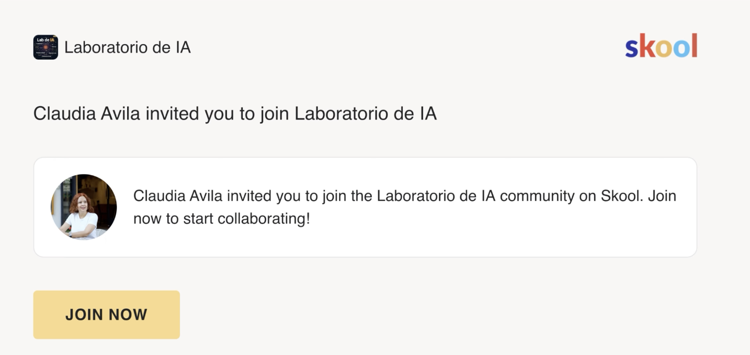 Invitación a la comunidad en Skool con el botón amarillo Join Now