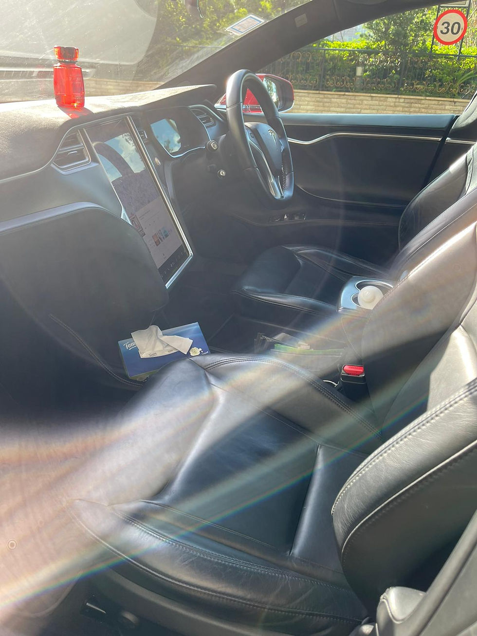 縮圖：2015 Tesla Model S P85D