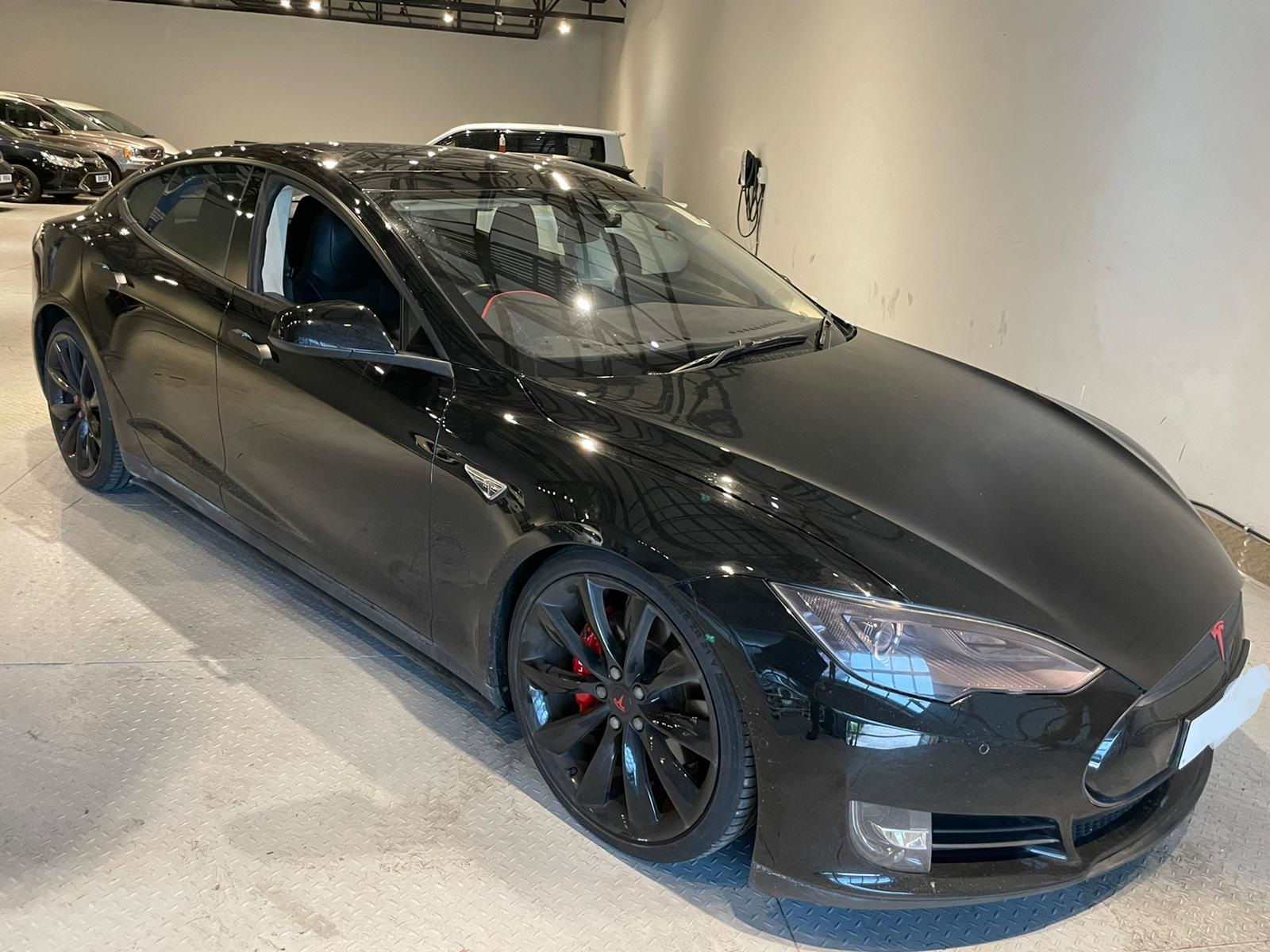 2015 Tesla Model S 70D