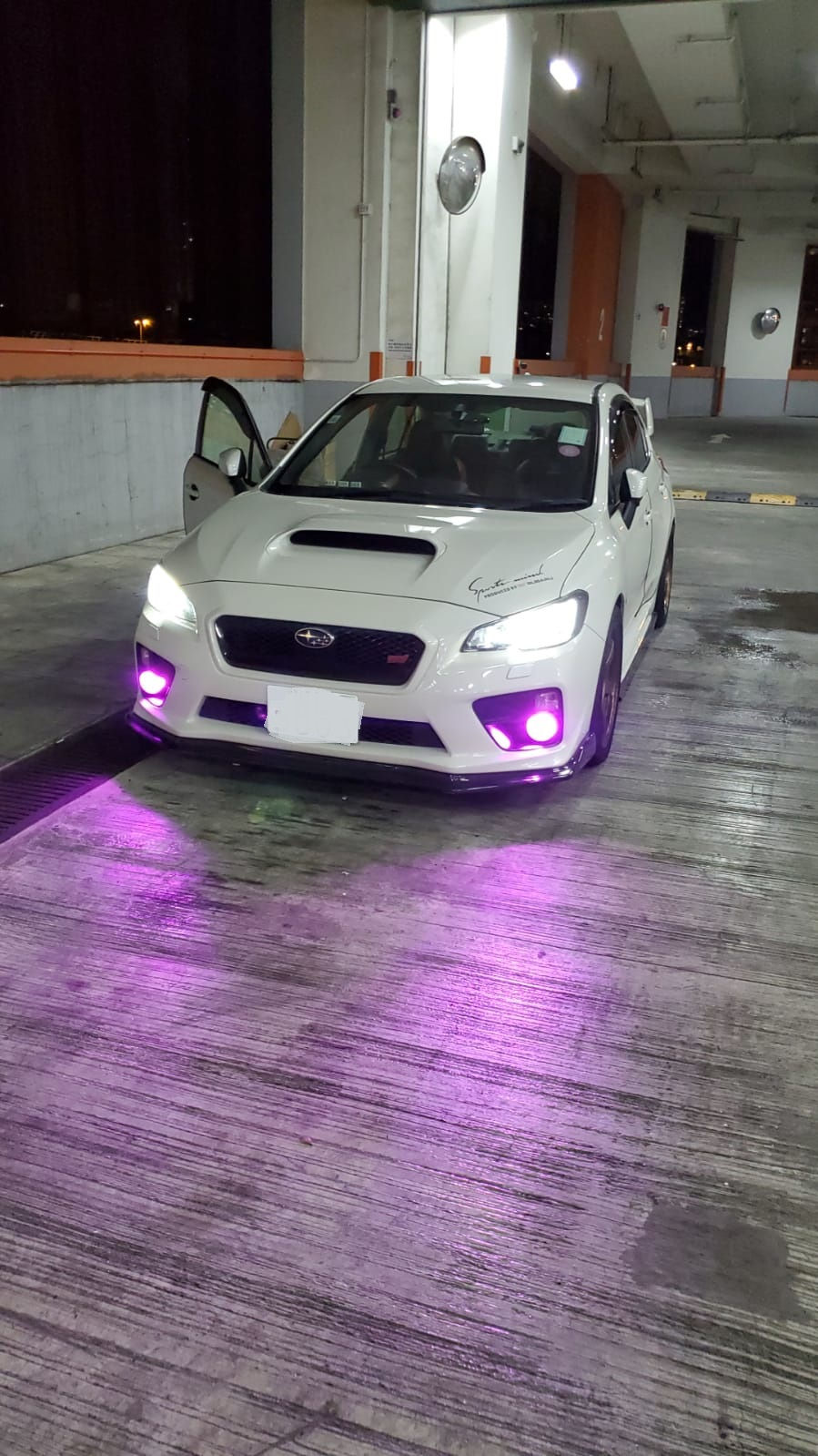 縮圖：2014 SUBARU WRX STI
