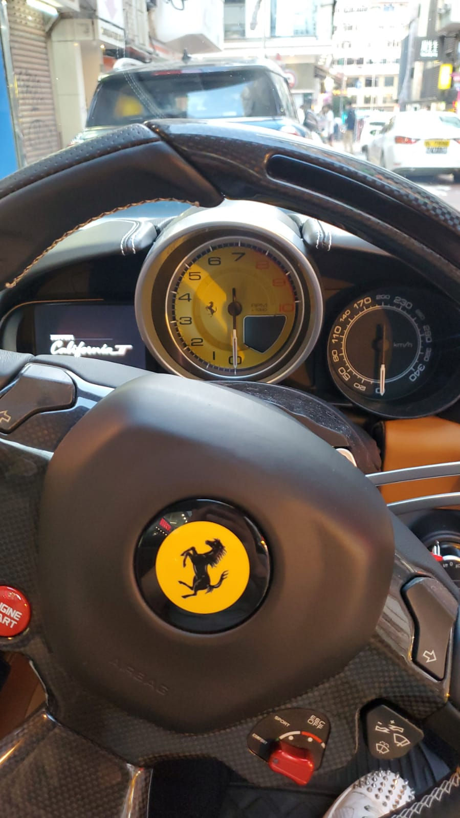 縮圖：2015 FERRARI CALIFORNIA T