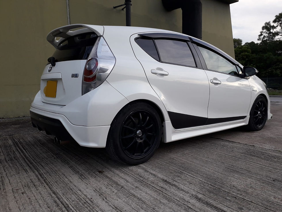 縮圖：2012 TOYOTA PRIUS C AQUA