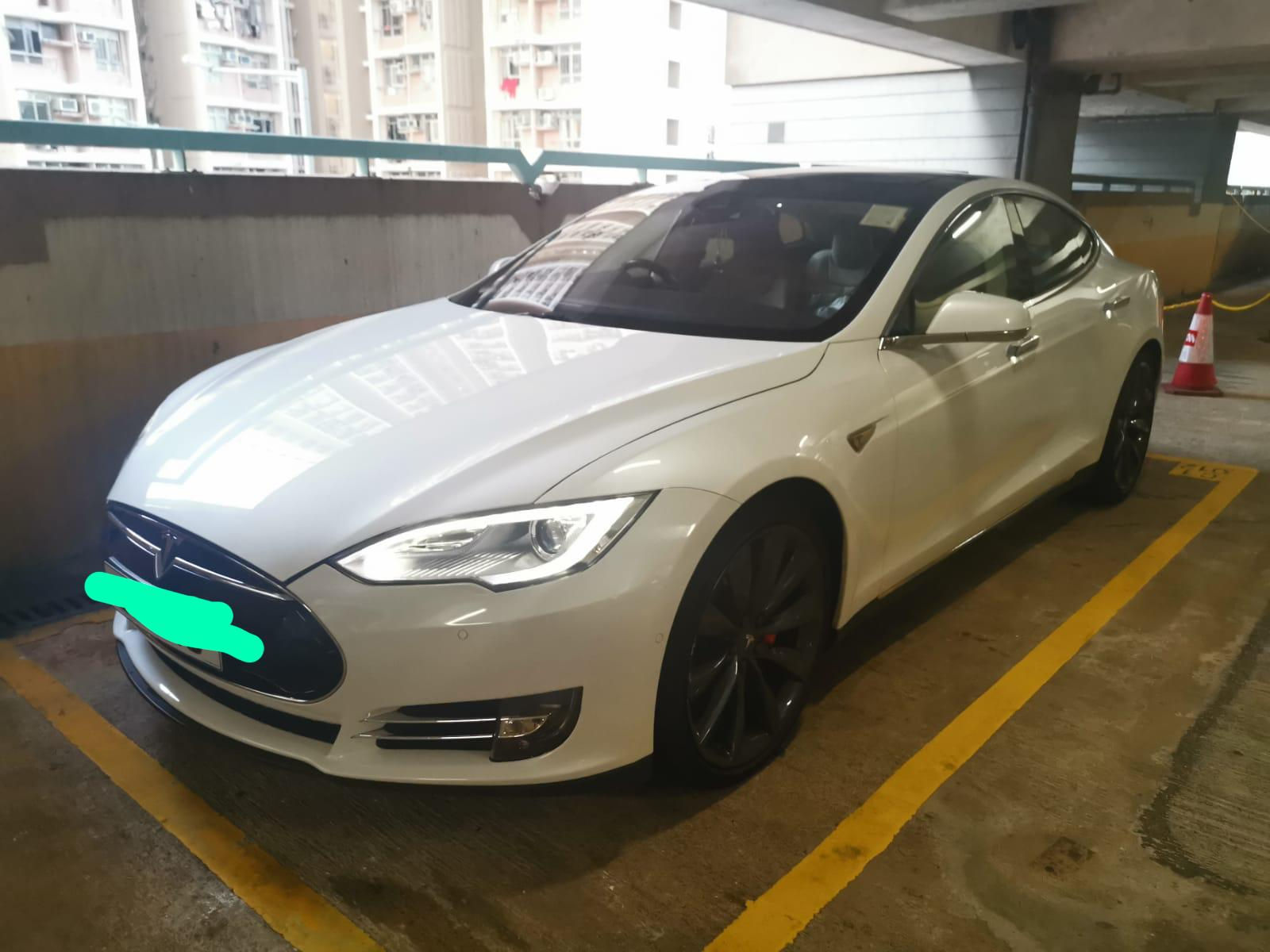 2014 TESLA Model S P85 Plus