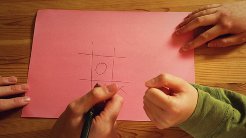 xoxo_stills (3).png