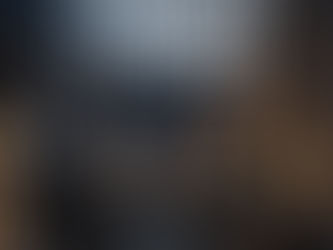 ΣΤΑ ΚΑΝΑΛΙΑ ΤΟΥ ΤΡΟΜΟΥ