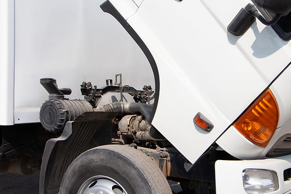 Hino semi nuevo en venta