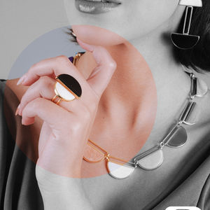 Design | Peças gráficas da coleção de joias 'Pierre', de Silvia Doring