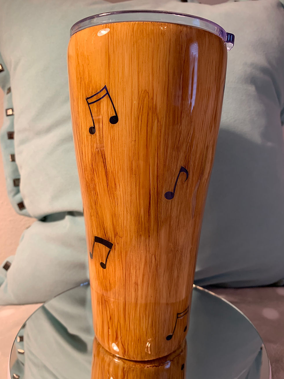 Thumbnail: Wood grain guitar