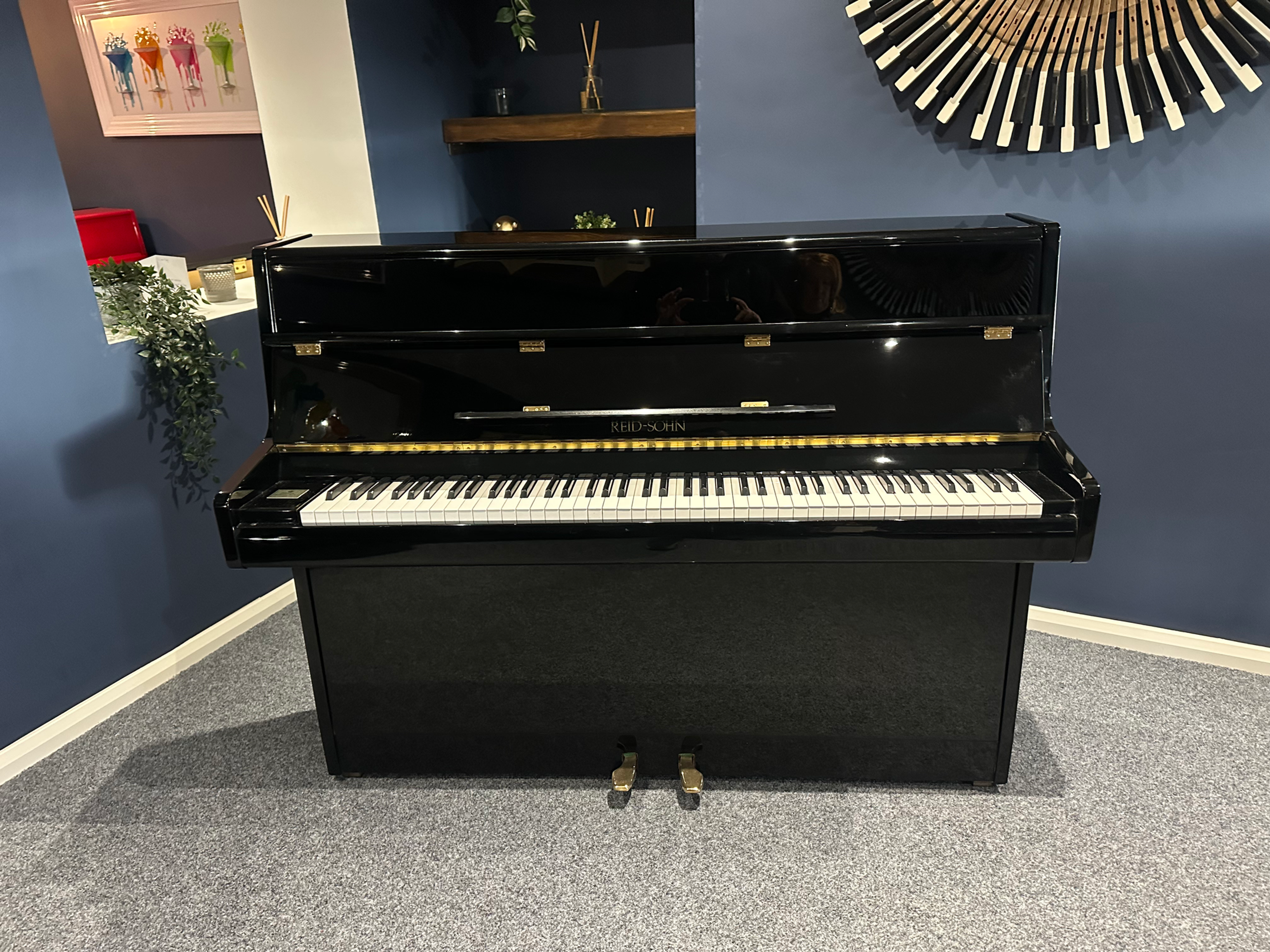 Reid Sohn (Samick) compact Upright piano - Gloss black 