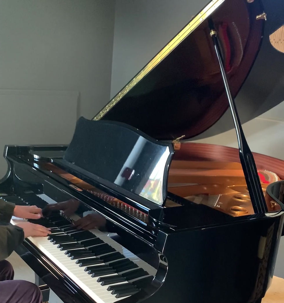 Thumbnail: Samick SIG57 Gloss black grand piano - Fantastic condition