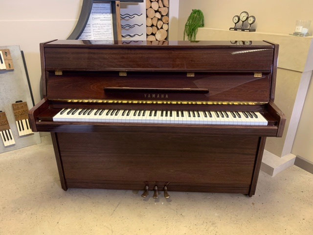 yamaha m110n