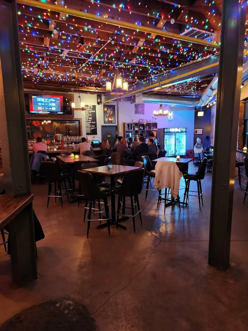 Maplewood'a Chicago location is at the end of a residential street and the heavy lounge feel really makes it unique.