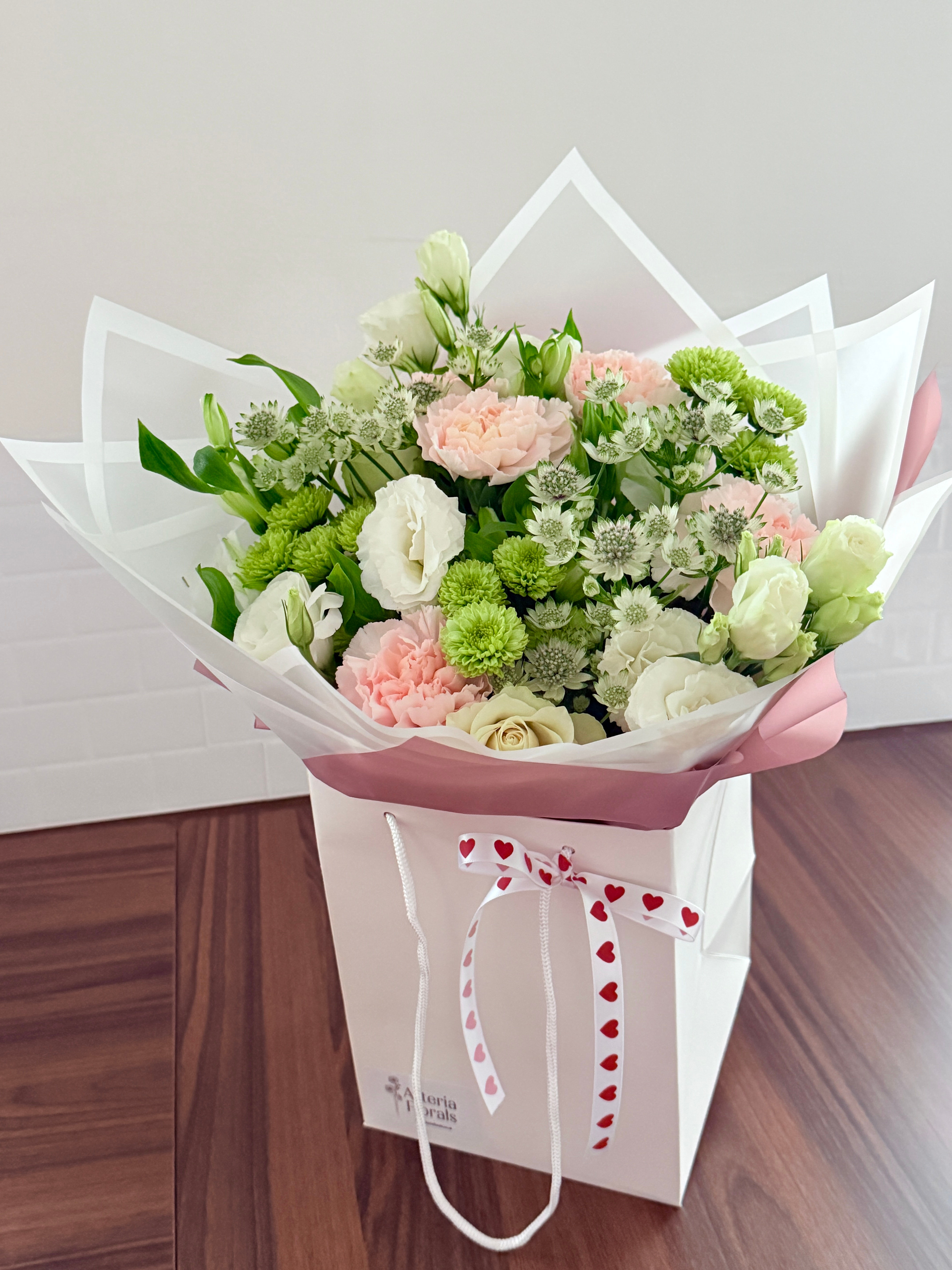 soft neturals valentines bouquet