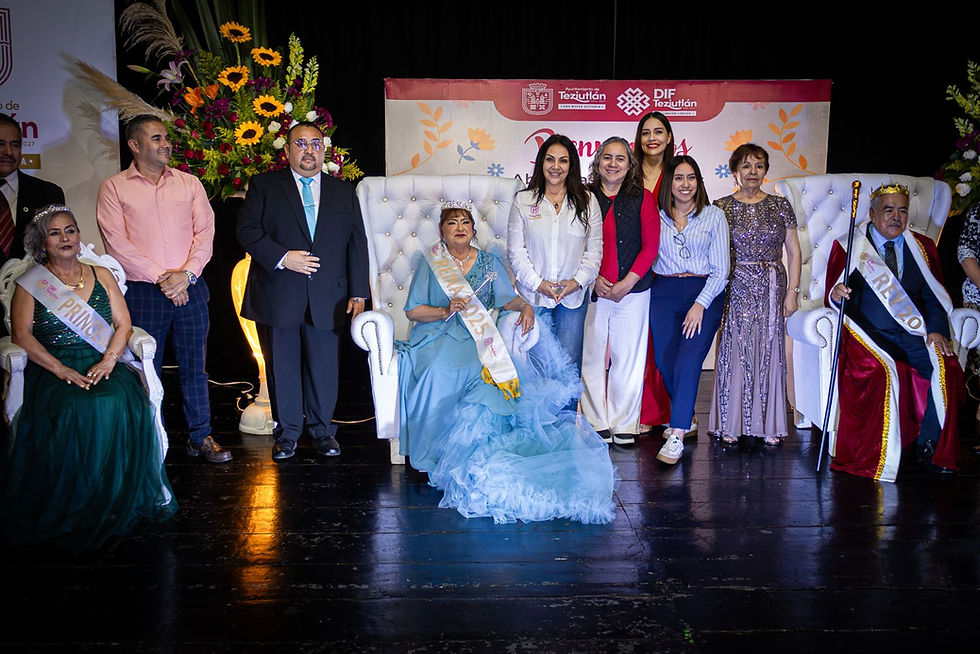 Karla Martínez, corona a reyes y princesas de la Casa del Abue 2025