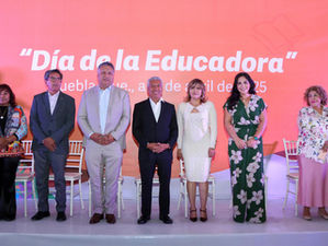 SEP Puebla festeja a educadoras