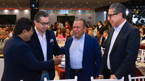 Sindicato de burócratas celebra su aniversario con un incremento salarial del 9%
