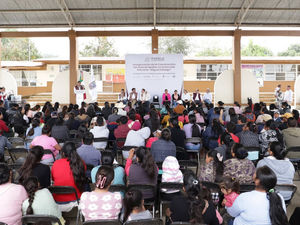 En Atempan, Sergio Salomón Céspedes entrega obras educativas por 6.3 millones de pesos y obras de alto impacto social