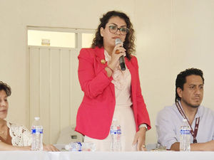 La DAGEP capacita a personal de Tlatlauquitepec