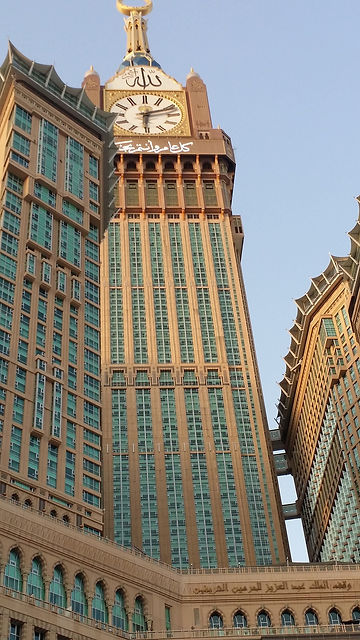 the-clock-tower-in-makkah-1033920_1920.jpg