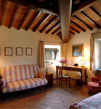 Tuscan B&B (9).jpg