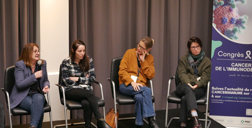 Pr Filomena Conti répond aux questions lors de la table ronde du Congrès CANCERIMMUNE - collectif CANCEROGREF