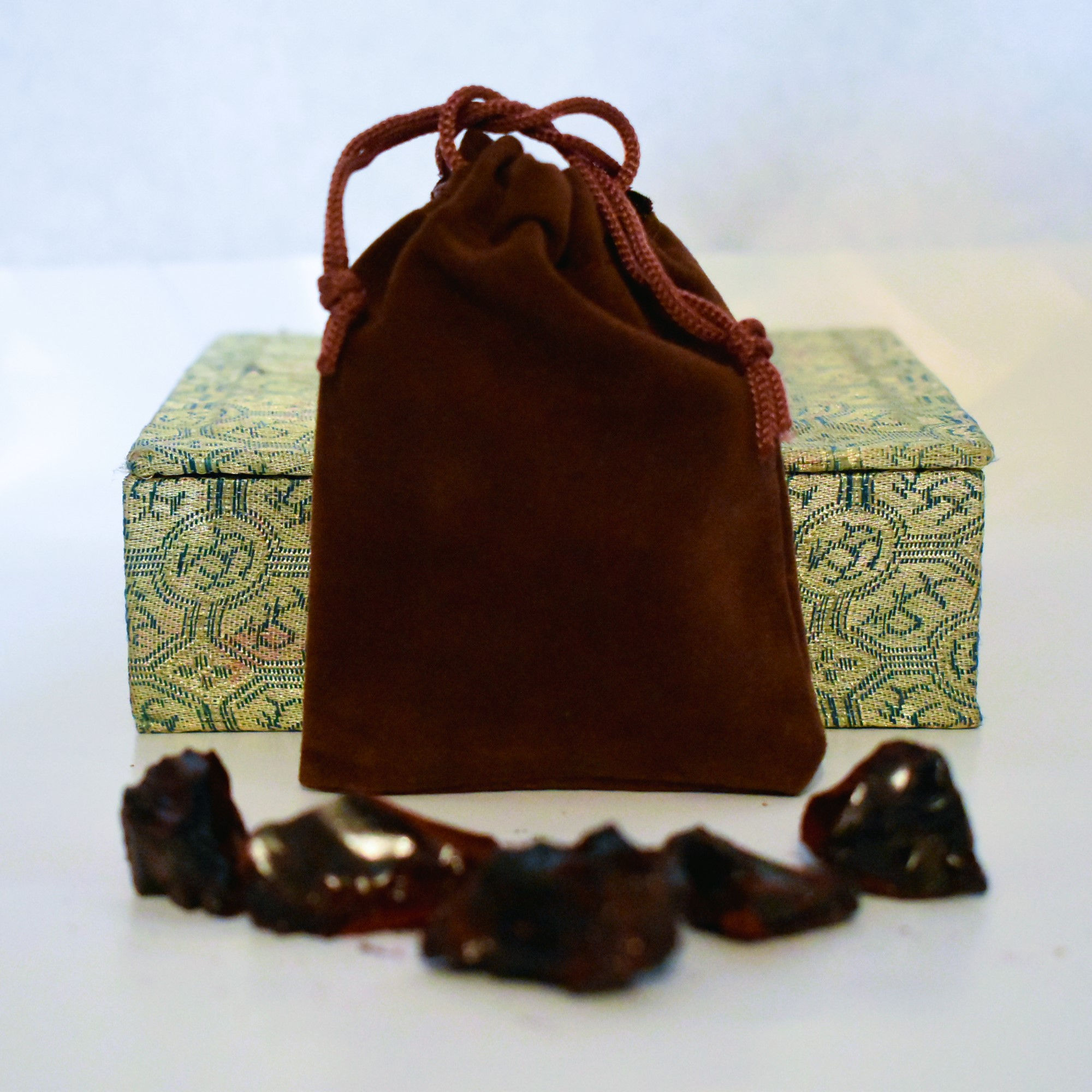 Sanguis Draconis - Saquito mágico de hierbas - Devuelve el amor, protege, amplifica