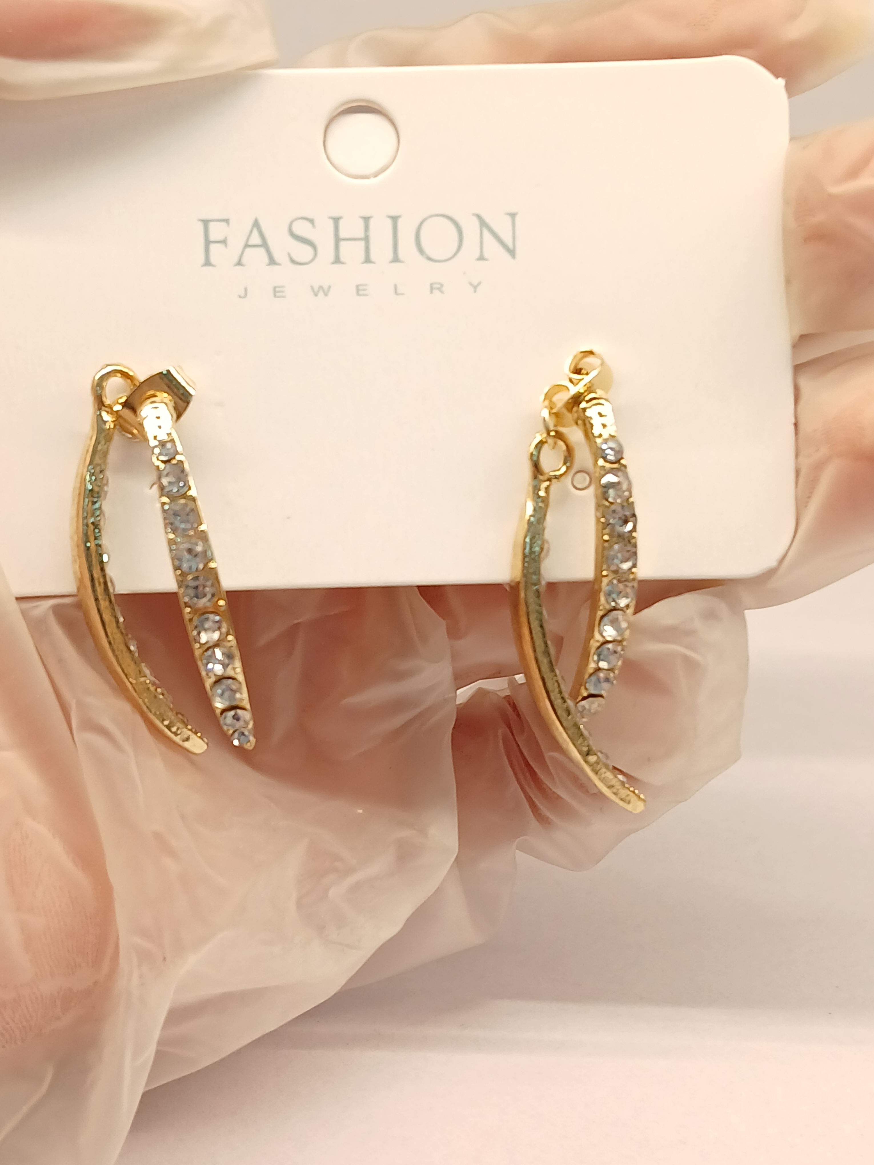 Earring Semi curve style 