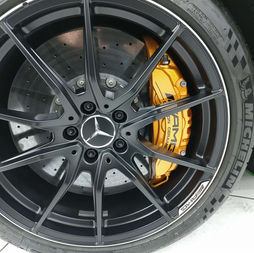 roda AMG detailing