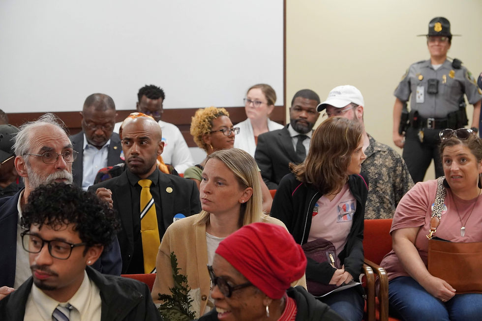 Members of the public pack Blatt Room 110 ahead of testimony on South Carolina’s proposed congressional redistricting plan. JavarJuarez©2026