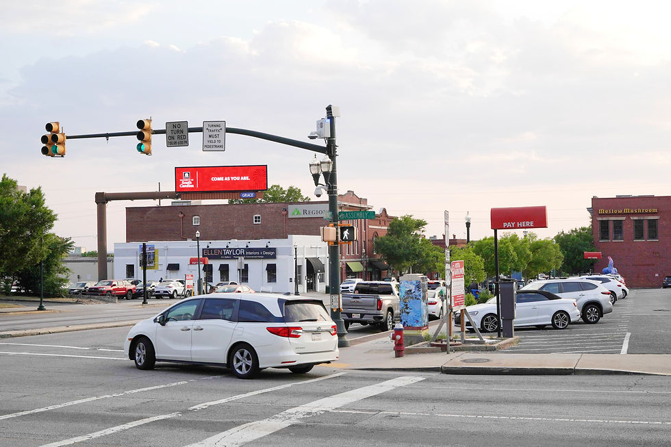 Vehicles navigate the intersection of Gervais and Assembly Streets looking west—an area widely regarded as one of downtown Columbia’s more dangerous crossings, where heavy traffic and wide lanes create ongoing safety challenges for pedestrians and drivers alike. JavarJuarez©2026