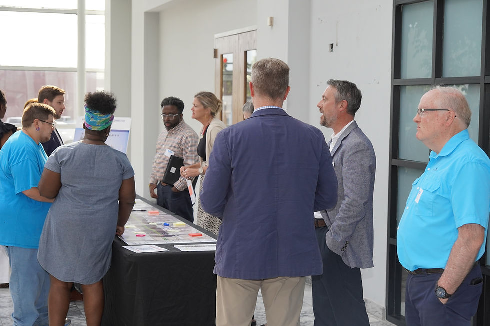 Residents and stakeholders gather to discuss the Main Street/Vista Connector project, as the City of Columbia encourages public input. Comments will be accepted through May 15, 2026, via the project website. JavarJuarez©2026