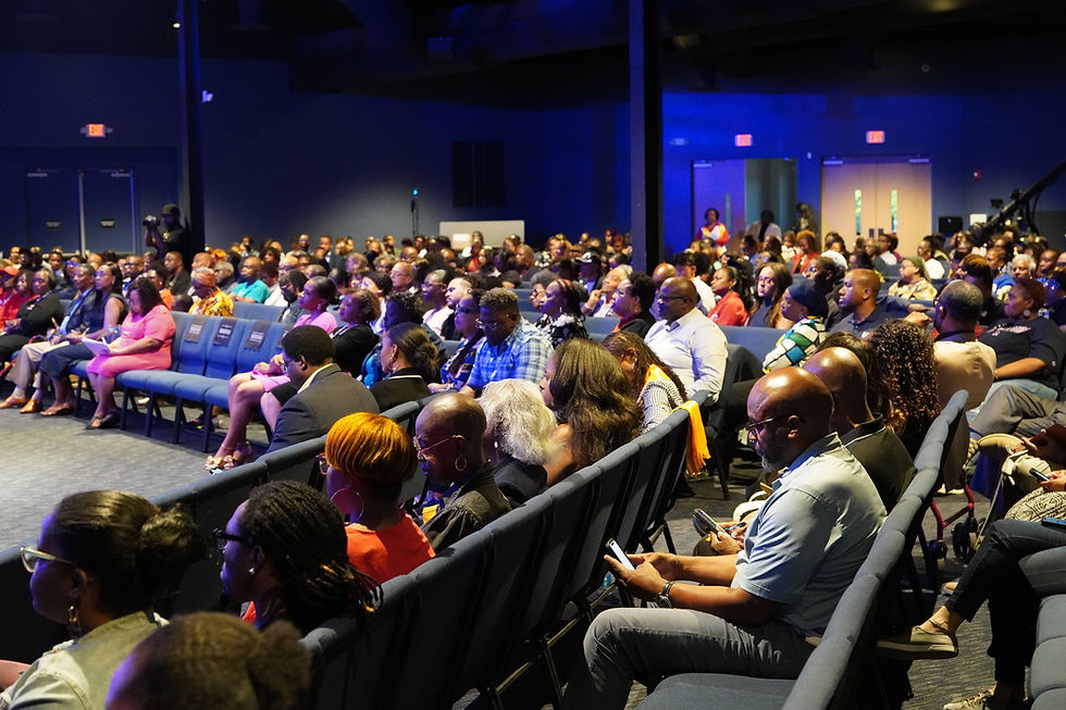 A full and engaged audience at The Brook Church, where turnout and energy underscored the stakes of the gubernatorial race. JavarJuarez©2026