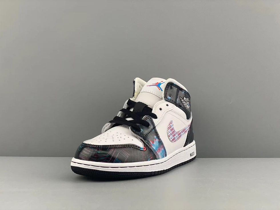 Thumbnail: AIR JORDAN 1 MID SE TAKE FLIGHT (GS)
WHITE/BRIGHT CRIMSON-BLUE HERO