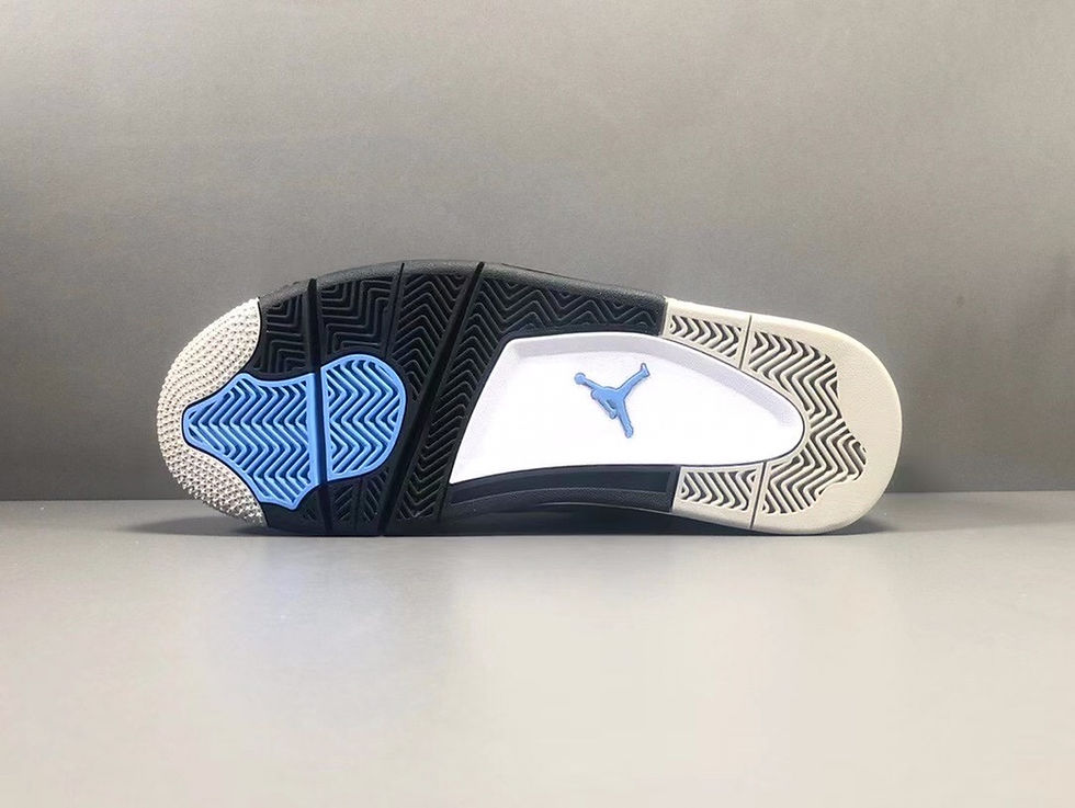 Thumbnail: AIR JORDAN 4 RETRO UNIVERSITY BLUE
UNIVERSITY BLUE/TECH GREY-WHITE-BLACK