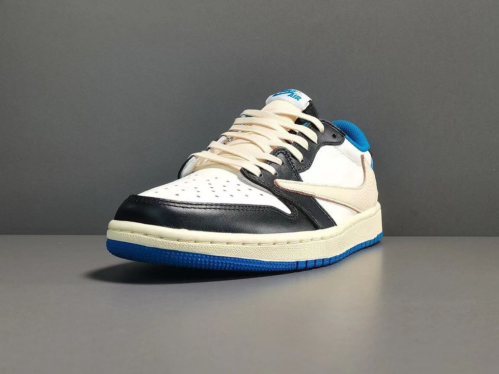 Thumbnail: AIR JORDAN 1 LOW FRAGMENT X TRAVIS SCOTT
WHITE/BLACK-ROYAL- SAIL