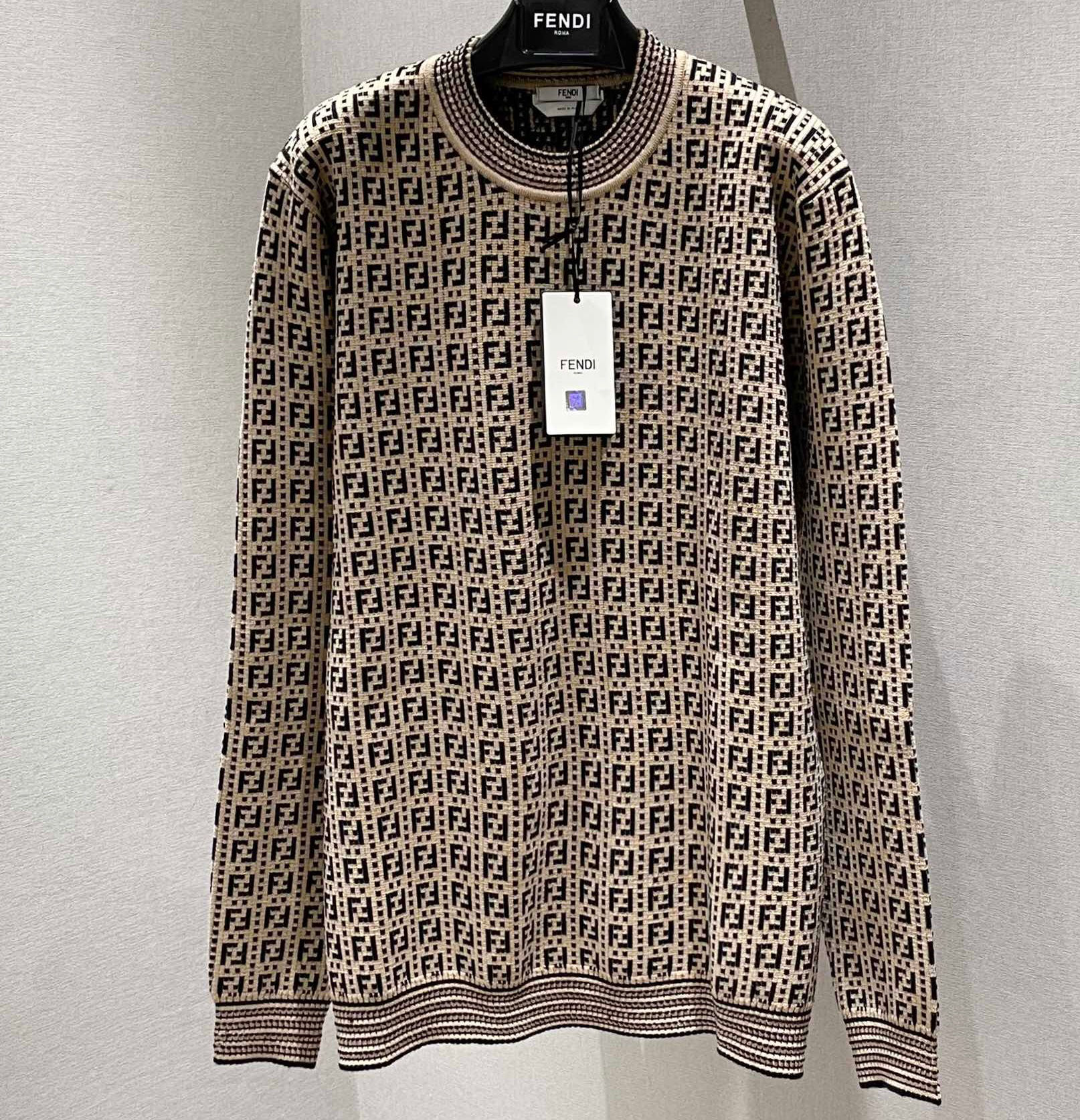 FENDI SWEATER