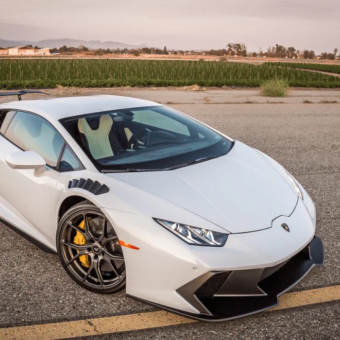 Thumbnail: Vorsteiner Lamborghini Huracan Novara Edizione Aero Front Fenders W/Integrated V