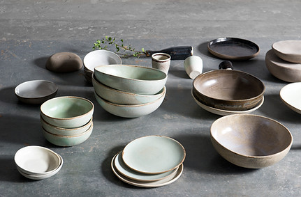 Beautiful ceramic clean ceramic bowls.