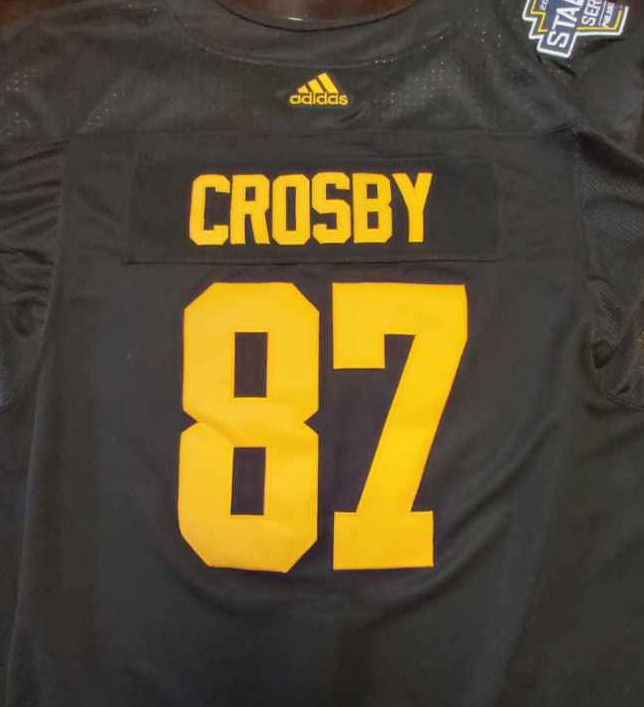 Thumbnail: Sidney Crosby Black Stadium Series Jersey
