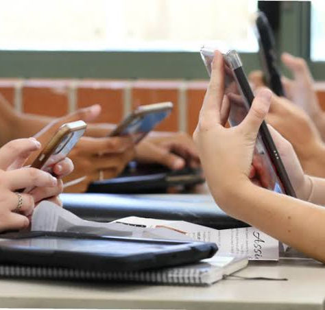 Uso de celulares en educación básica